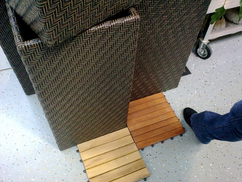 27042009109